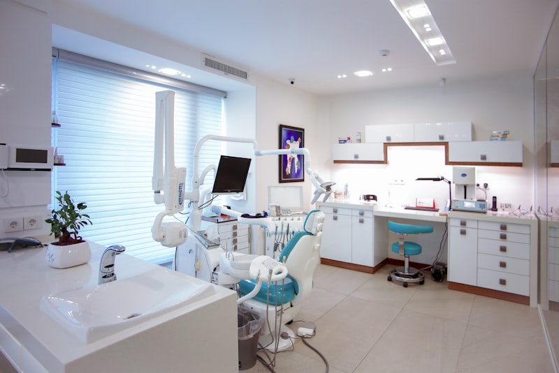 Phòng Phẫu Thuật Cấy Ghép Implant Vô Trùng 1 Chiều